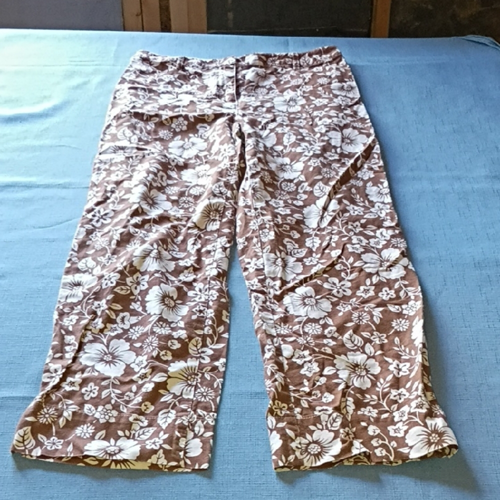 Ann Taylor Brown and White Floral Pants
